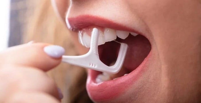 نکاتی که باید در مورد نخ دندان بدانید